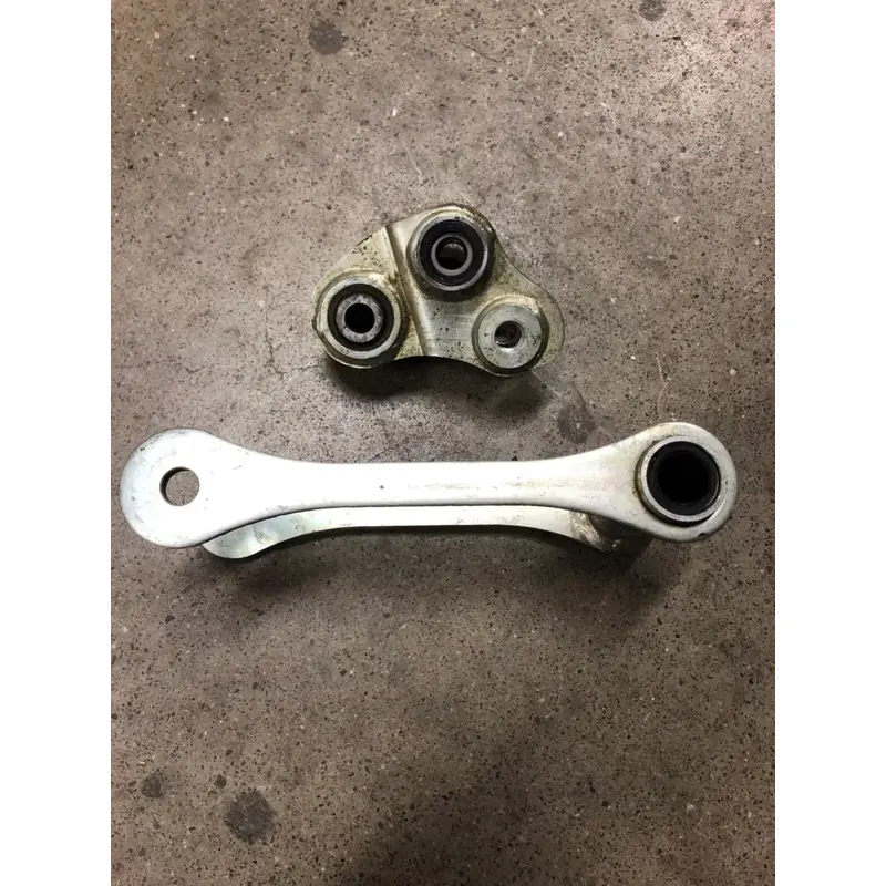OEM Yamaha 09-24 YFZ450R YFZ450X Rear Shock Linkage Triangle Knuckle W/ Bearings