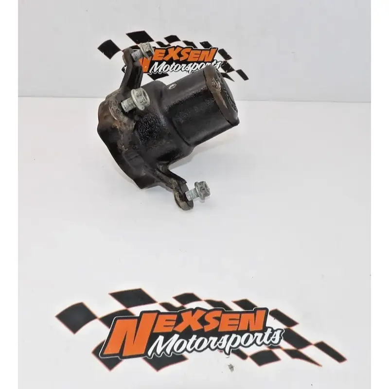 1999 Polaris Scrambler 500 Front Wheel Hub 1520243