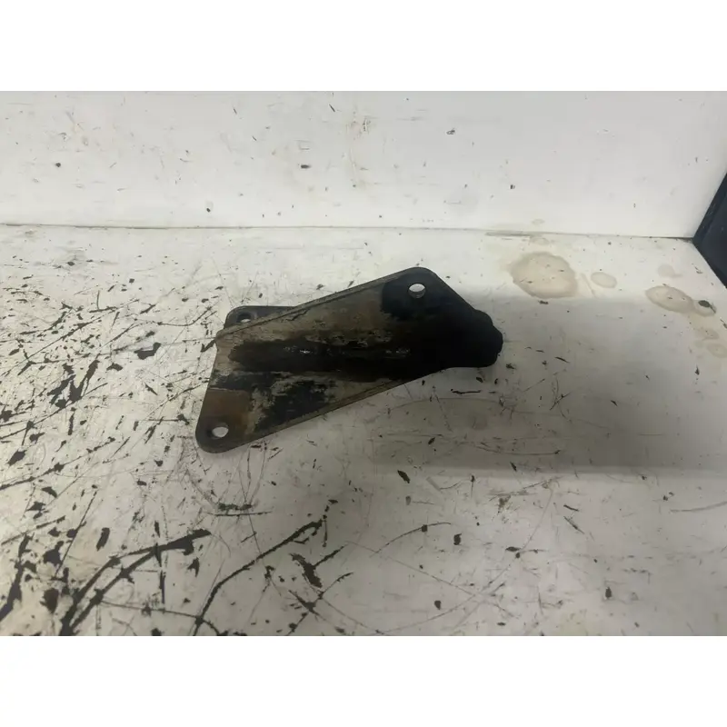 2003 Trail Boss 330 Bottom Transmission Mounting Plate Bracket 03-05