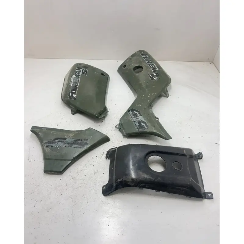 03 2003 Honda Foreman 450 TRX450FM Side Tank Covers Panels Plastic Green READ