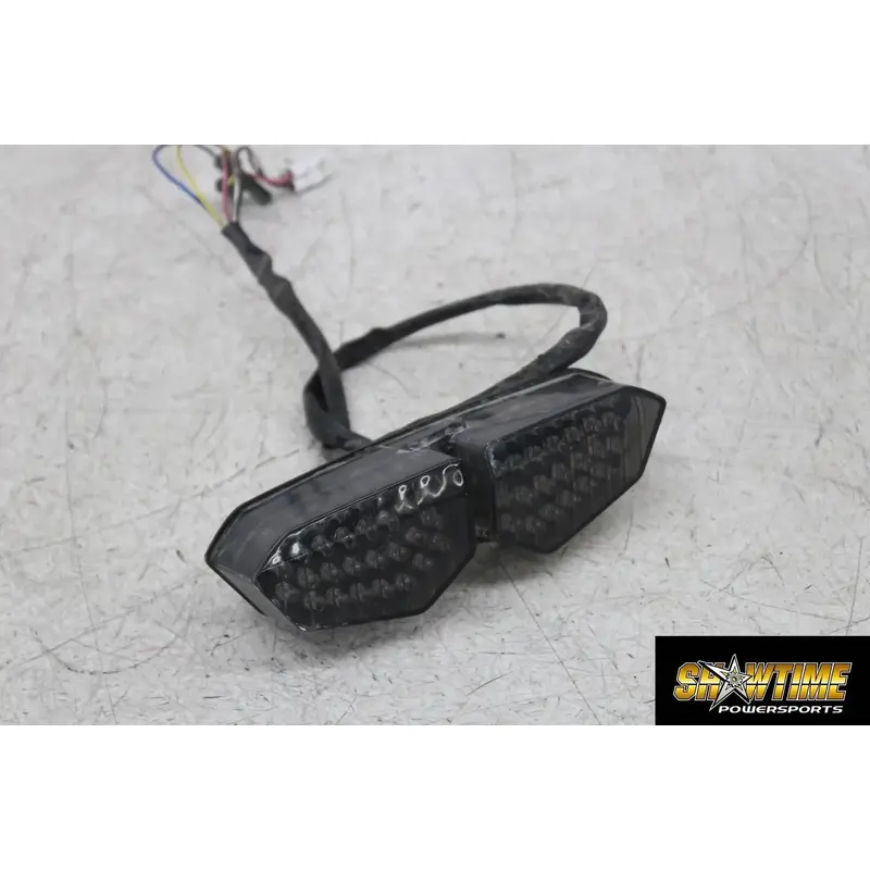 03-05 YAMAHA YZF R6 06-09 R6S MOTODYNAMIC REAR TAIL TAILLIGHT BACK BRAKE LIGHT