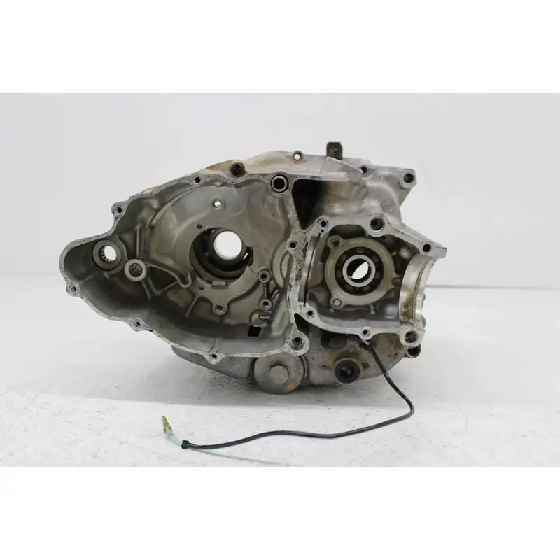 1985 YAMAHA TRI MOTO 225 YTM225DR ENGINE MOTOR CRANKCASE CRANK CASES BLOCK