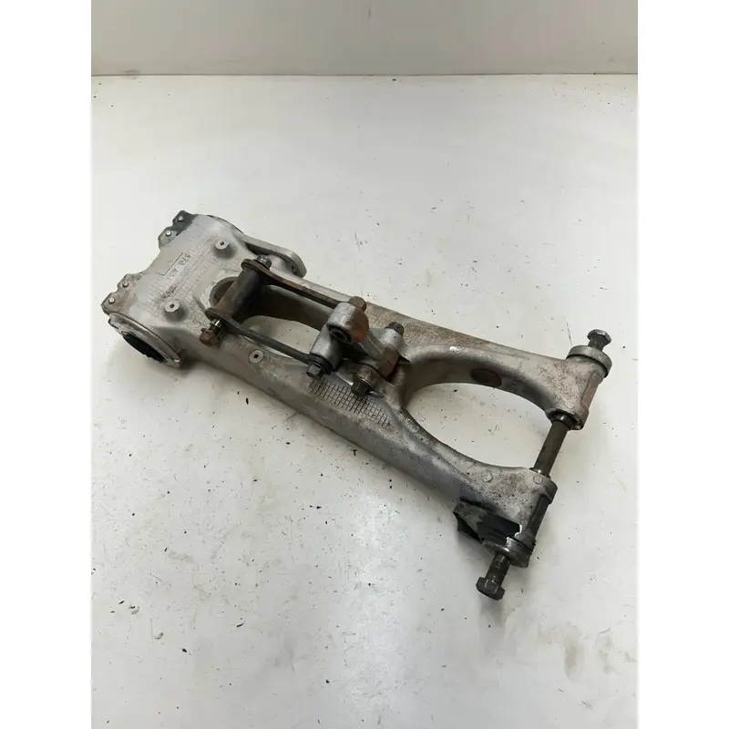 05 2005 Yamaha YFZ450R Yfz 450 r OEM Swing Arm Swingarm Suspension Linkage Bolt