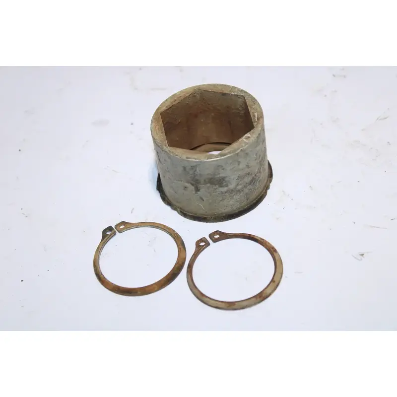 2001 Polaris Xplorer 250 4x4 Axle Extrusion Nut Retainer 5510313
