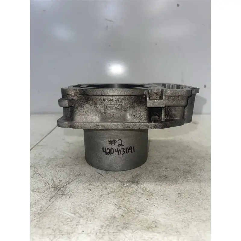 2019 Can Am OUTLANDER 570XT OEM CYLINDER JUG BARREL 420413091
