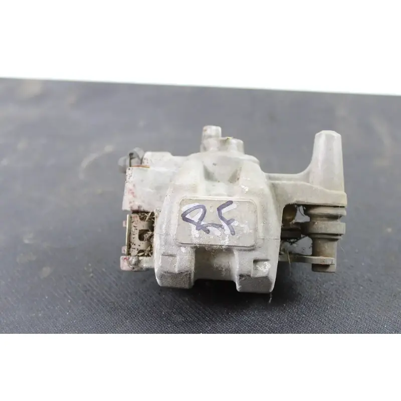 2008 YAMAHA GRIZZLY 700 OEM RIGHT FRONT BRAKE CALIPER B4450