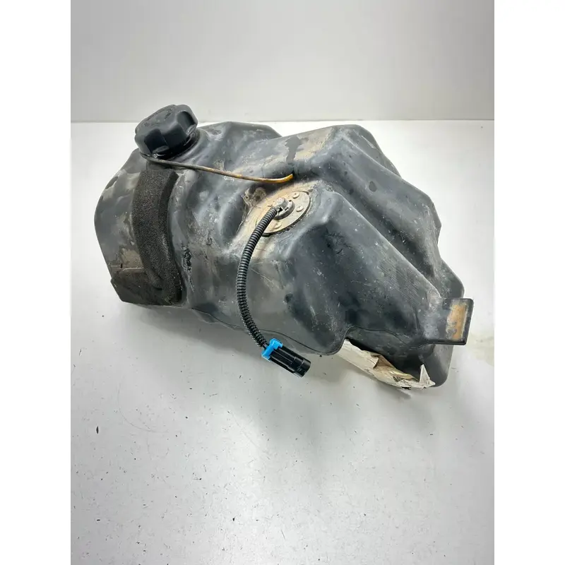 04 2004 Polaris Sportsman 500 HO 4x4 OEM Gas Tank Fuel Cell Cap Mounts Pump