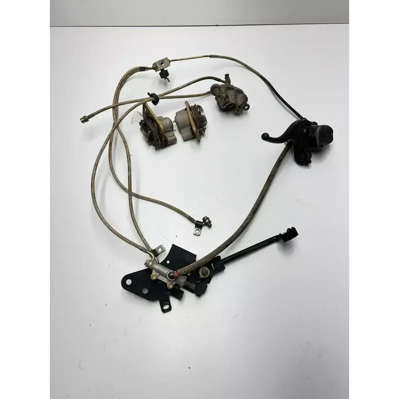 2006 06 Polaris Trail Boss 330 2x4 OEM Front Rear Brake Master Cyl Mount Caliper
