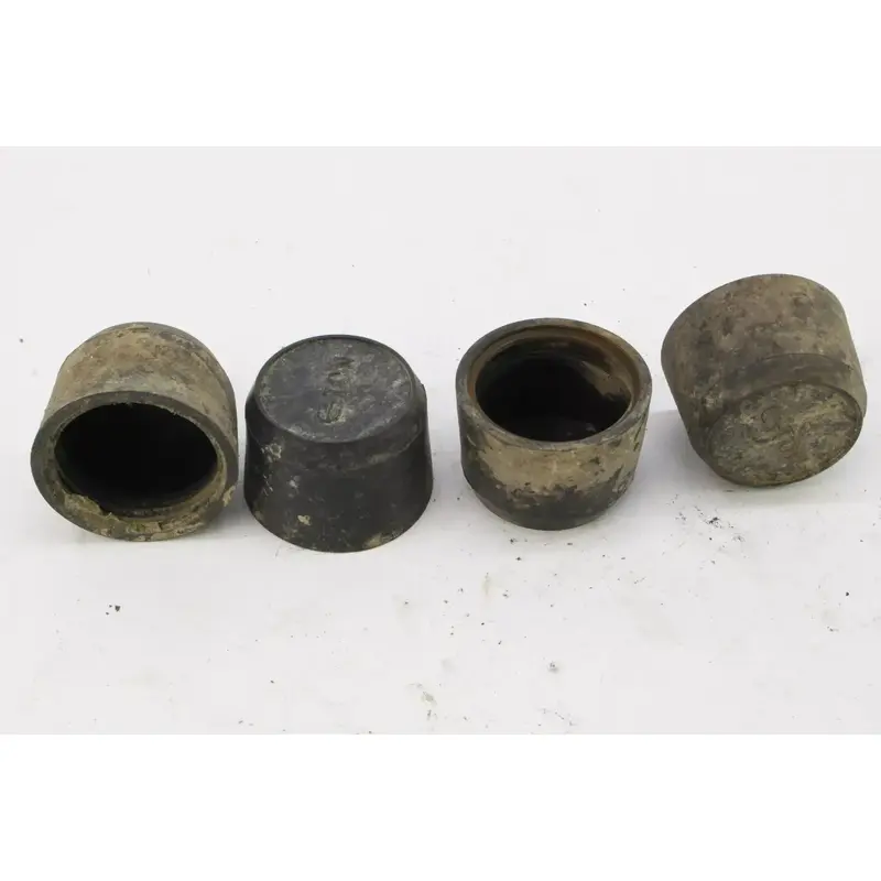 2000 E-ton Txl50 Rubber Hub Cap H5639