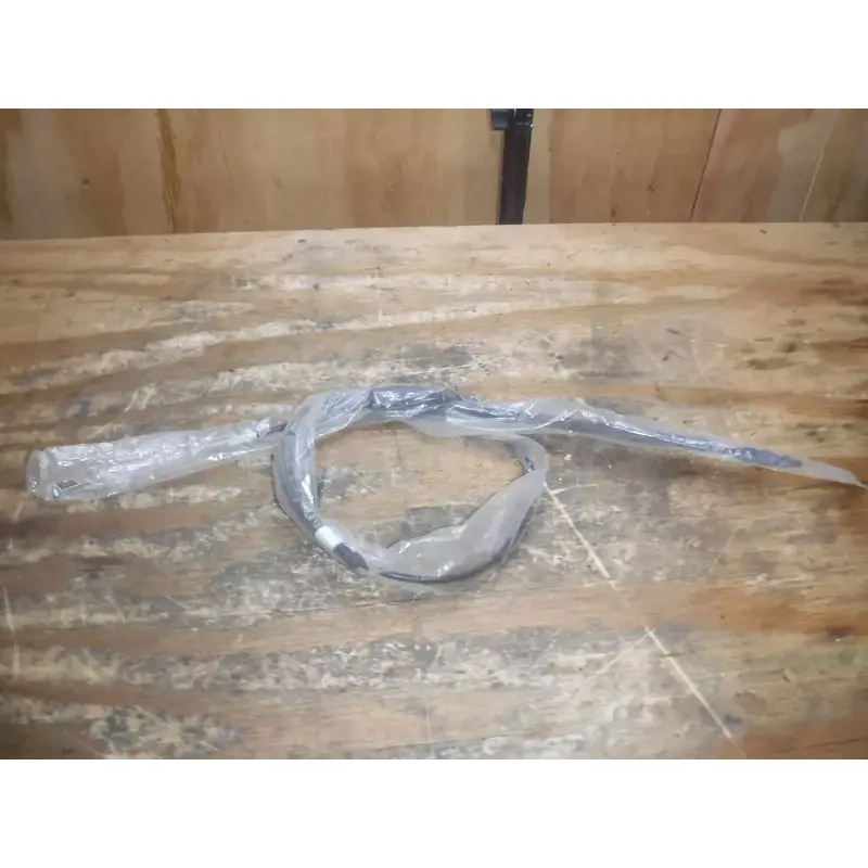 (M1) 2006 Yz250 Yamaha OEM Throttle Cable Part #1P8-26311-50