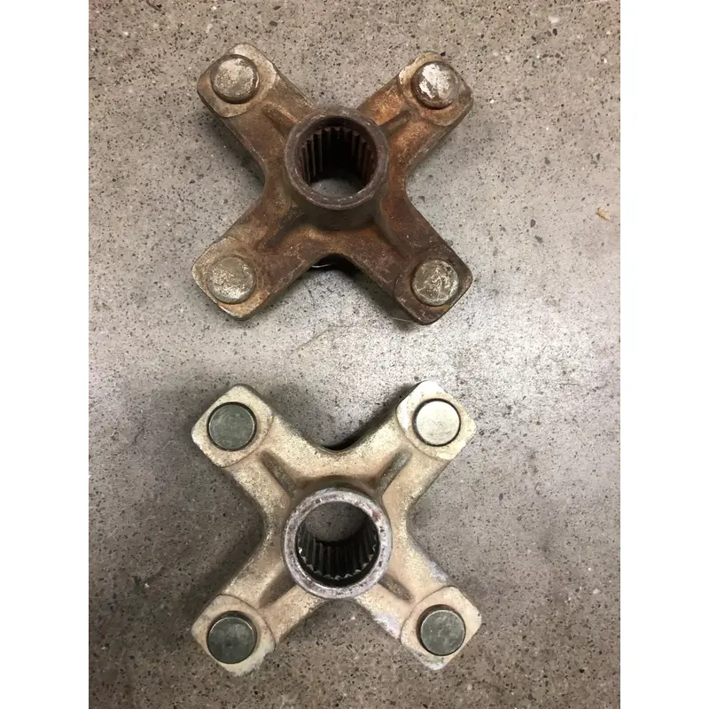 88-06 YAMAHA YFS200 YFS 200 BLASTER RIGHT REAR WHEEL HUBS SET 2XJ-25383-00-00