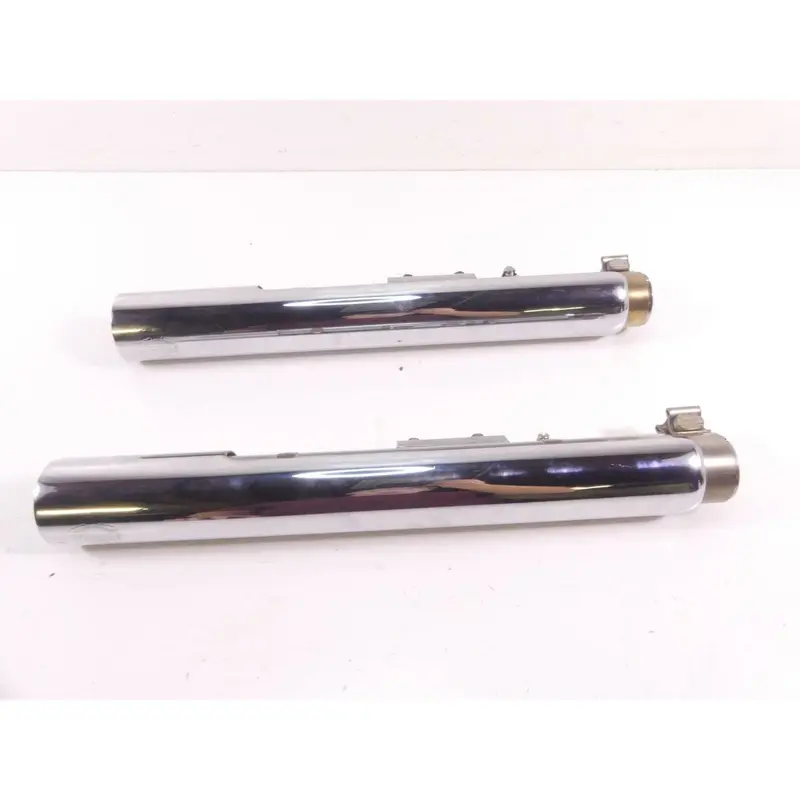 2009 Harley FXCW Softail Rocker Vance Hines Slip On Exhaust Muffler Set 16831