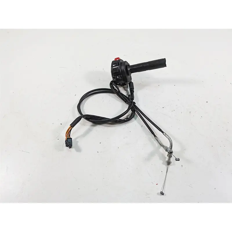 2009 Suzuki GSXR750 K9 Right Hand Throttle Control Switch - Read 37200-21H01