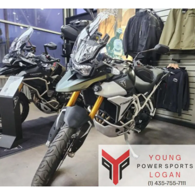 Triumph Tiger 900 Rally Pro Matte Khaki Green / Matte Phantom Black