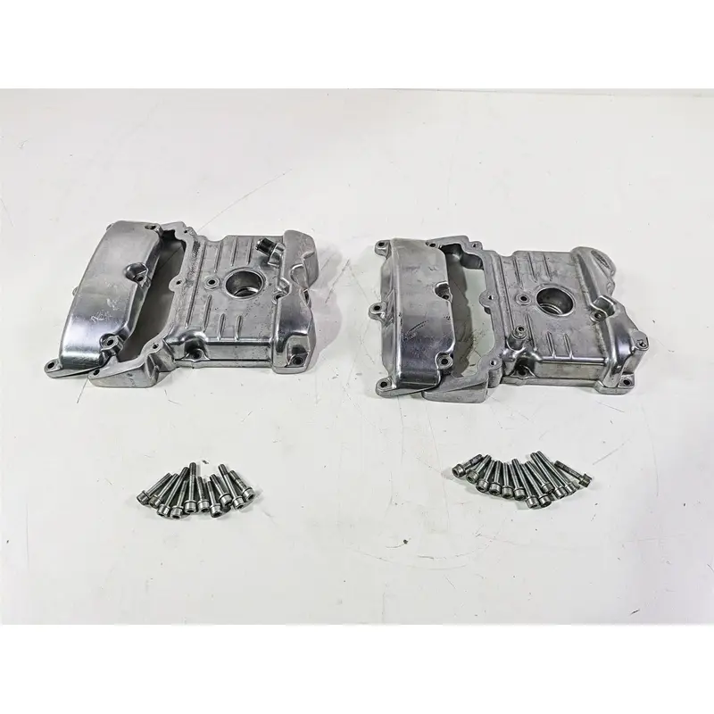 2010 Harley VRSCF Muscle Rod Cylinderhead Valve Cover Set  17663-01K