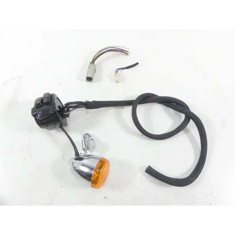 2009 Harley FXDF Dyna Fat Bob Left Control Switch + Blinker Set - Read 71682-06A