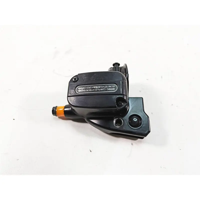 2018 Harley Touring FLHXSE CVO Street Glide Clutch Master Cylinder 37200343C