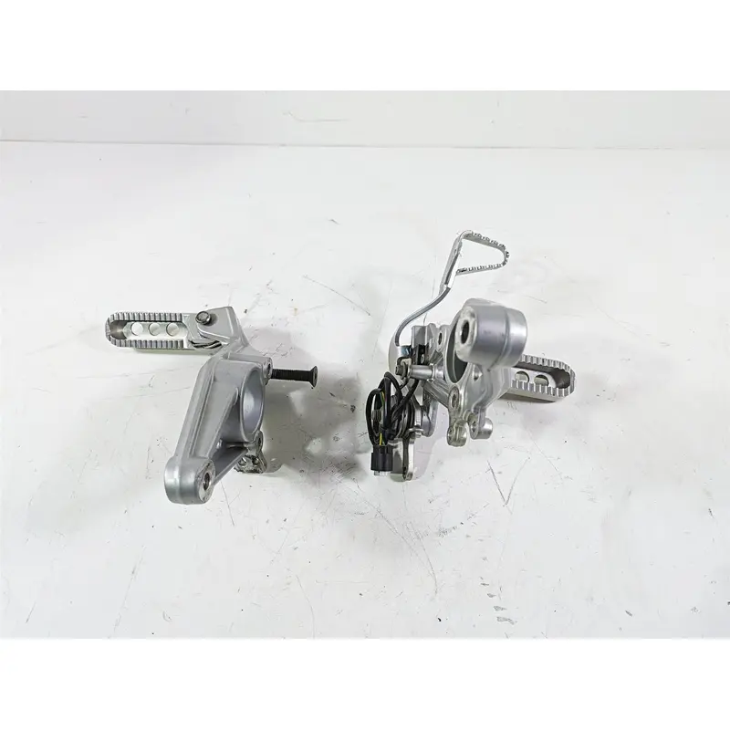2004 BMW R1150GS R21 Left Right Front Footpeg & Brake Pedal Set 46712335597