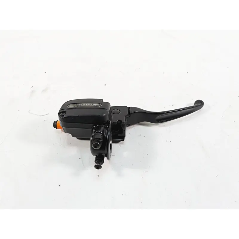 2018 Harley Touring FLHXSE CVO Street Glide Front Brake Master Cylinder 44985-10