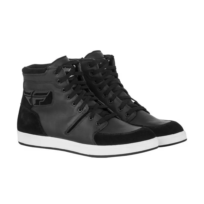 Chaussure M16