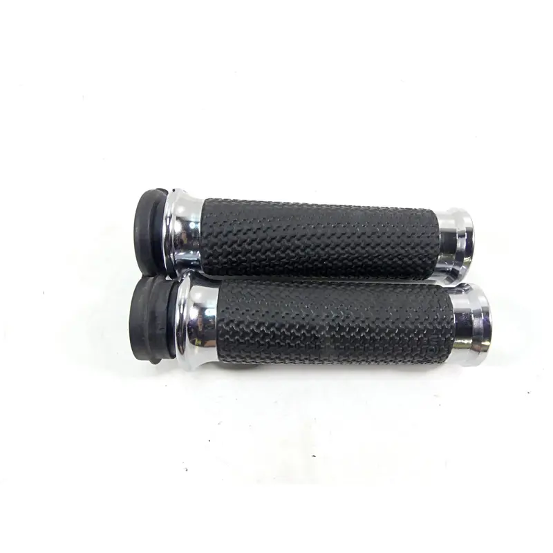 2016 Harley Softail FLS Slim Left Right Avon Hand Grip Set
