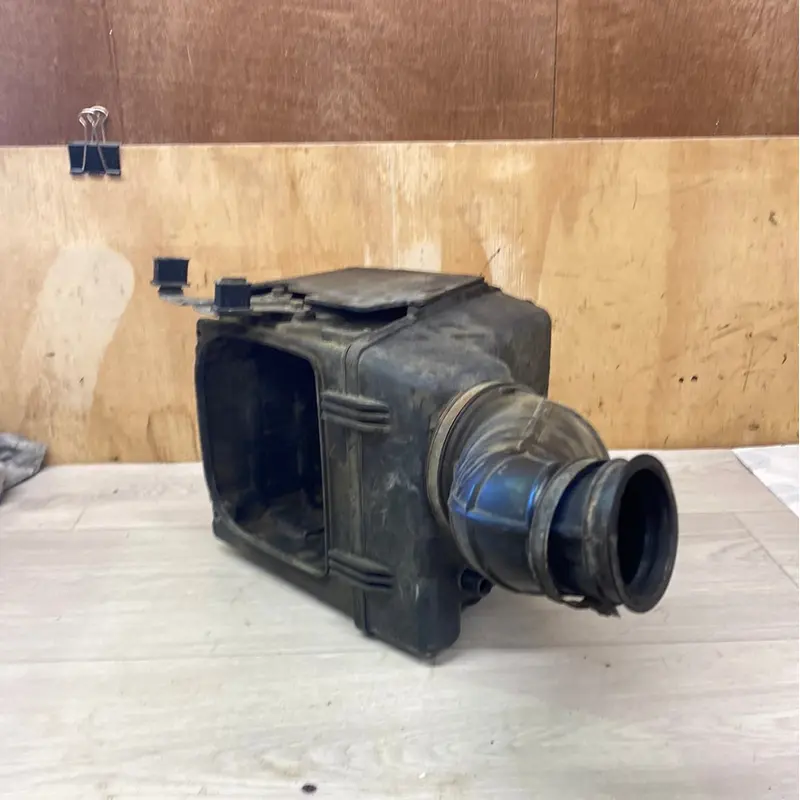 Suzuki LTA500 Quadmaster air box