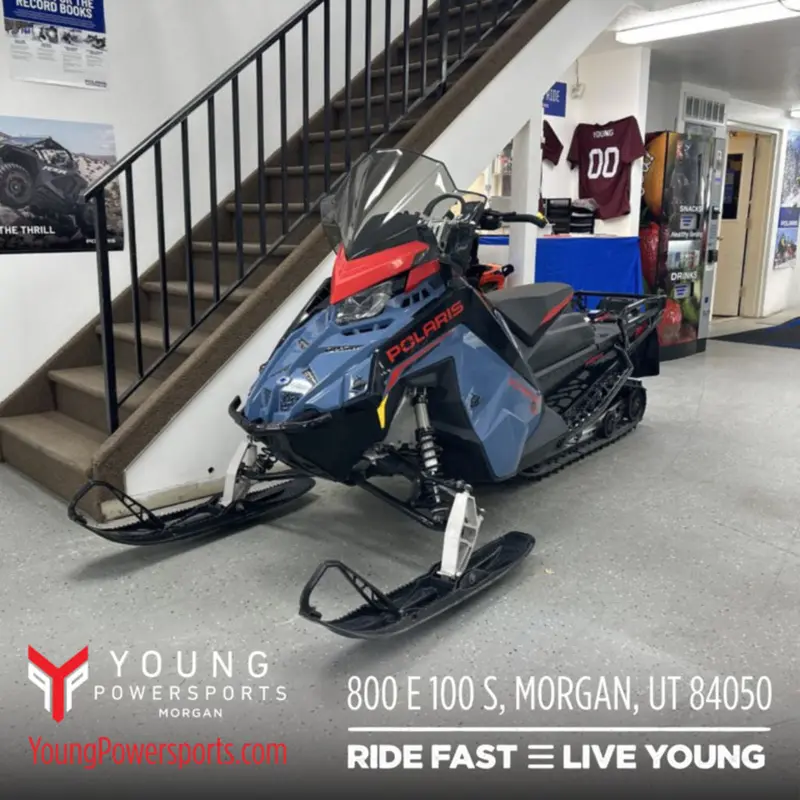 New 2024 Polaris ProStar S4 Voyageur 146 Zenith Blue