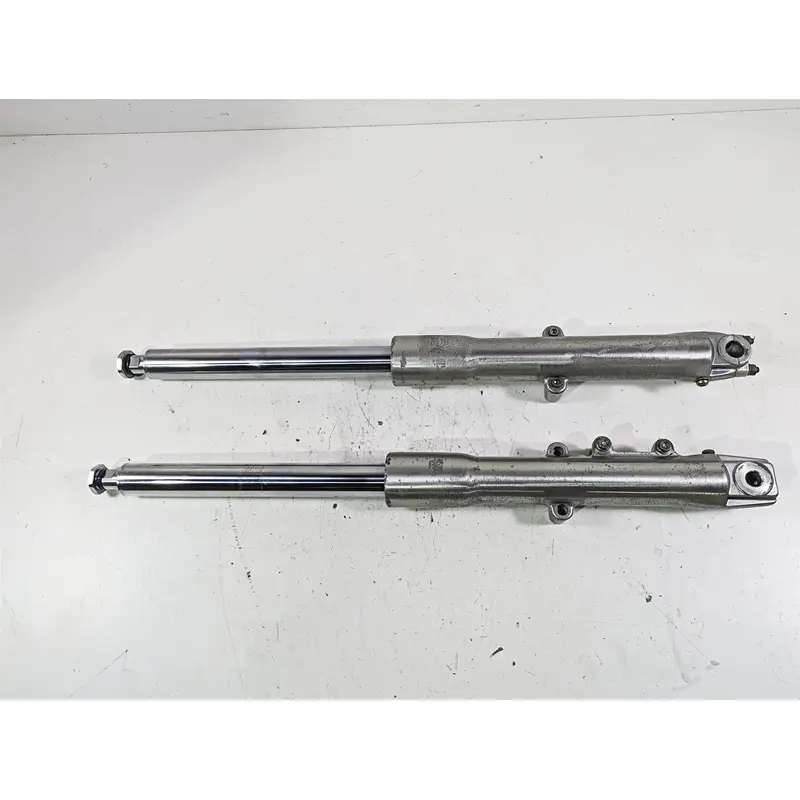 2002 Harley FLSTC Softail Heritage 41mm Front Fork Legs 45915-00 45916-00