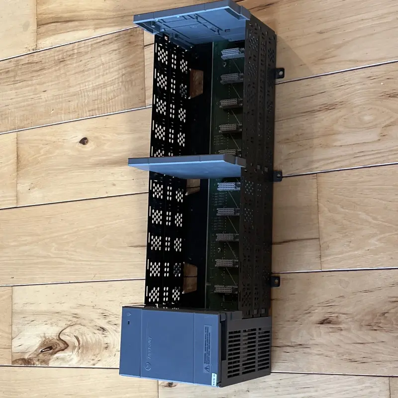 Allen Bradley 1746-A10 SLC 500 10-Slot Chassis Rack with Power Supply 1746-P2