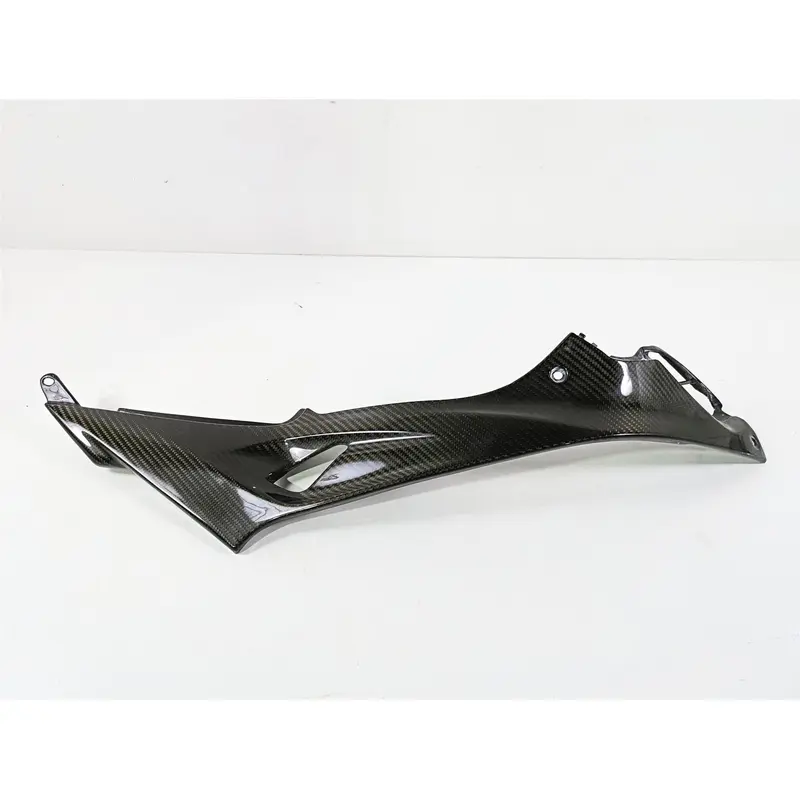 2017 BMW S1000R K47 Right Racecon Under Tank Carbon Fiber Panel Cover BM180